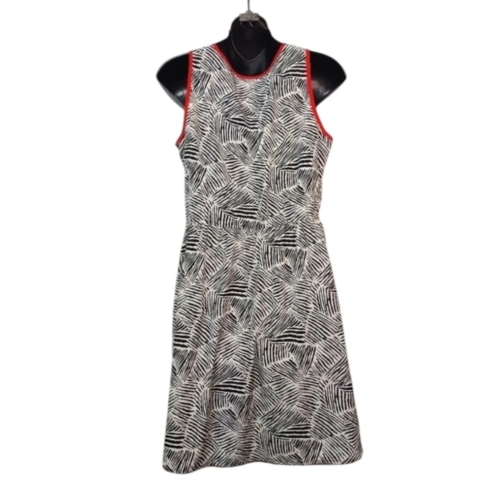AGB Petite Women's Black White Sleeveless Dress Size PM - Picture 2 of 11